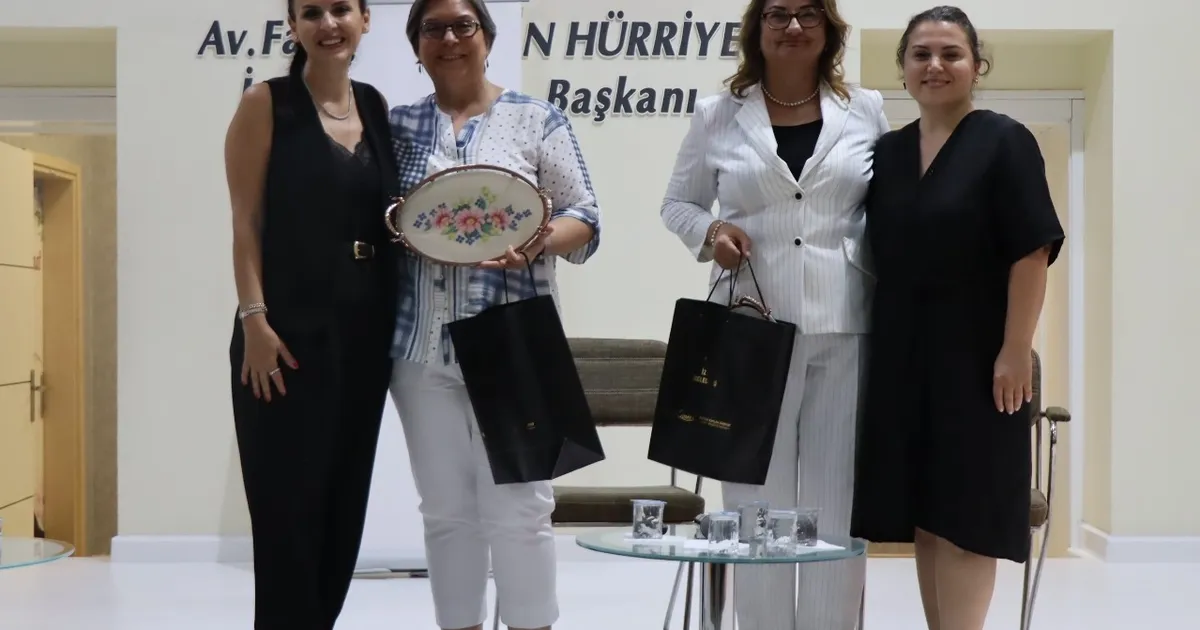 Kocaeli İzmit'te aile tutumlarının rolü anlatıldı