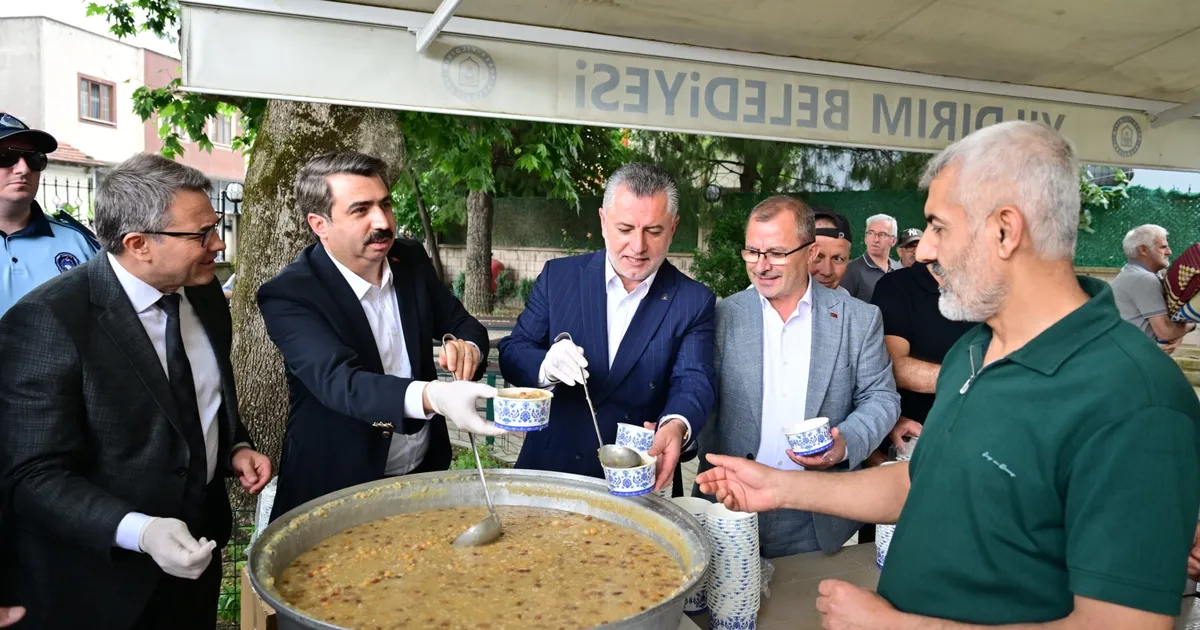 Bursa Yıldırım'da Başkan Yılmaz'dan hem ziyaret, hem bereket