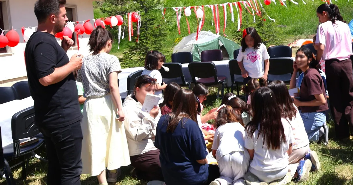 Erzurum'da çocuklar ve gençler için dijital detoks kampı düzenlendi