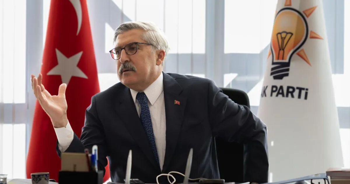 AK Partili Yayman'dan Özgür Özel'e 'Financial Times' tepkisi... Siyasi mücadele yabancı gazetelerde verilmez!