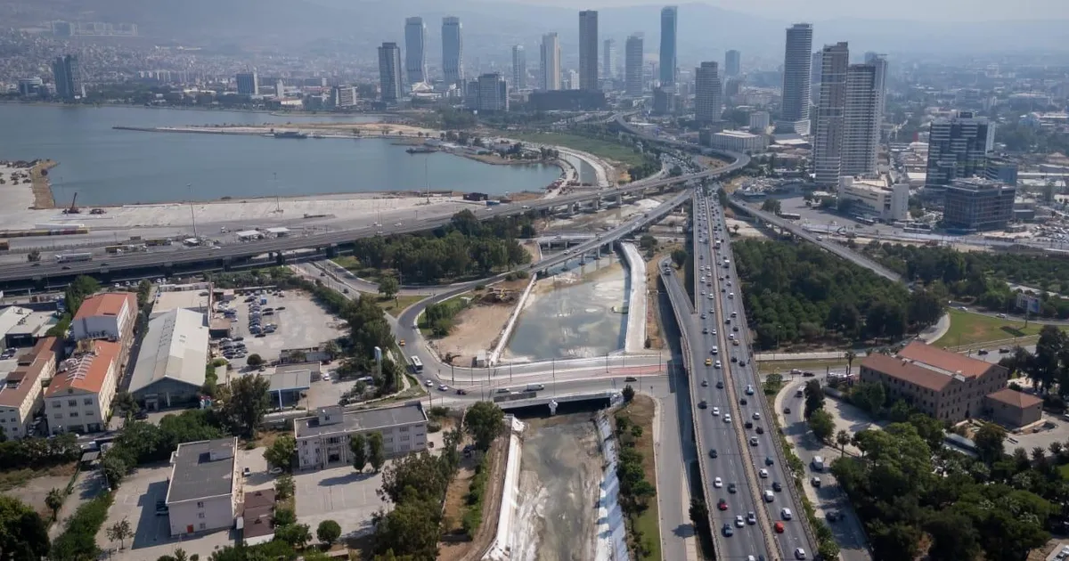 İzmir'de derelerde kapsamlı temizlik - Gündem Haberleri