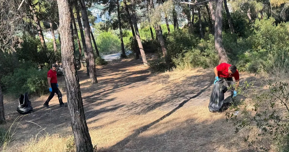 Güzelyalı Çamlıbel’de orman yangını riskine karşı temizlik çalışması