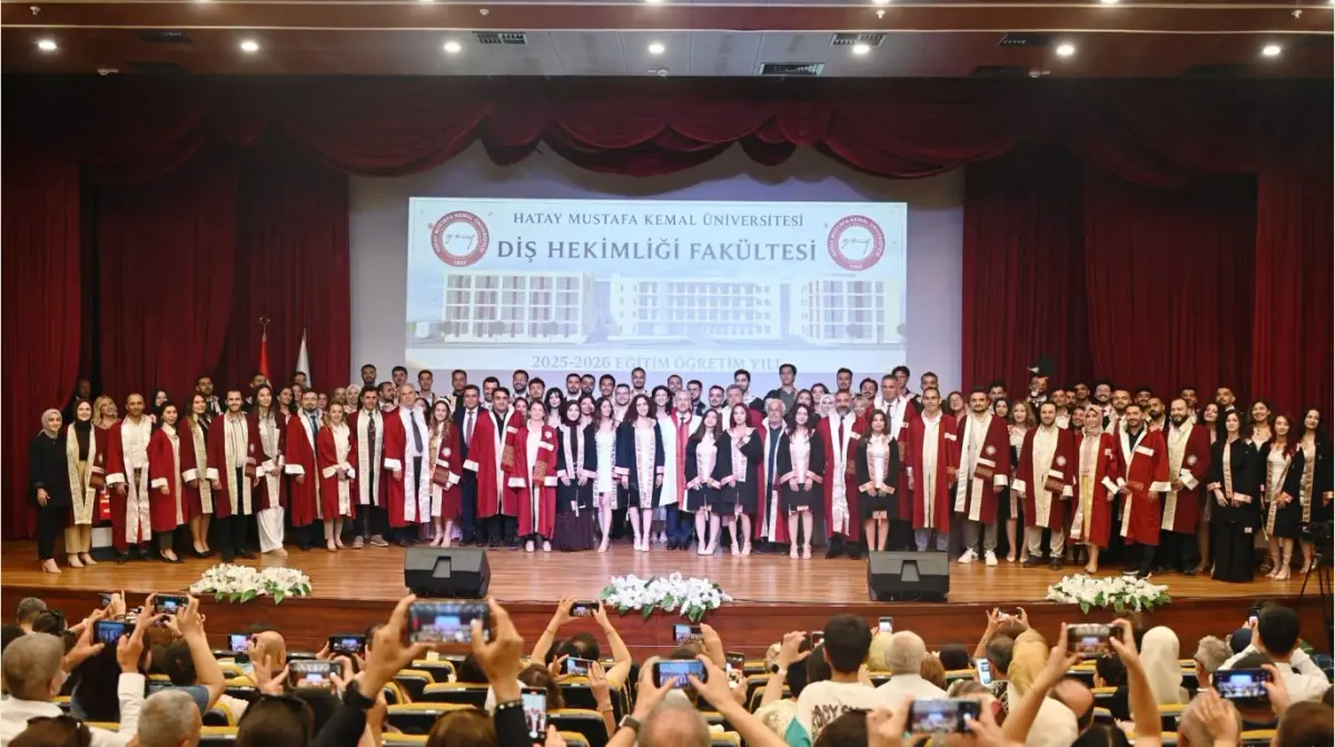 Hatay MKÜ'de mezuniyet coşkusu