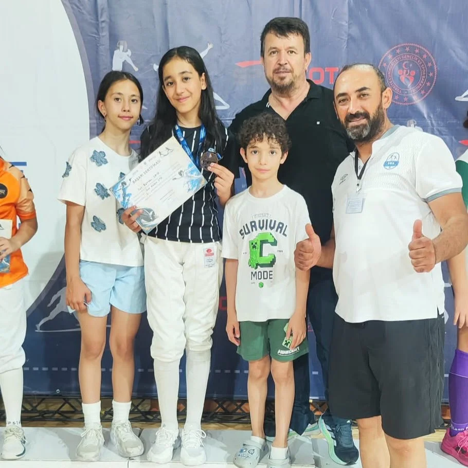Elif Reyyan Kaya'dan Türkiye üçüncülüğü