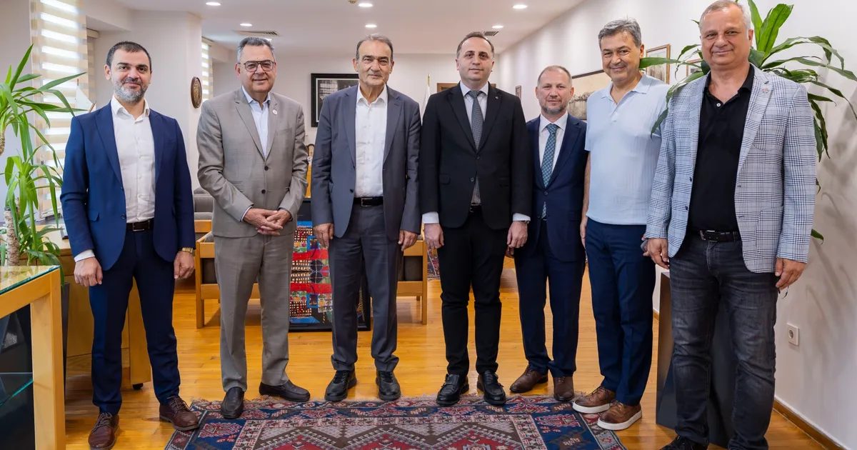 İzmir'in ulaşım modeli uluslararası takdir topladı - Gündem Haberleri
