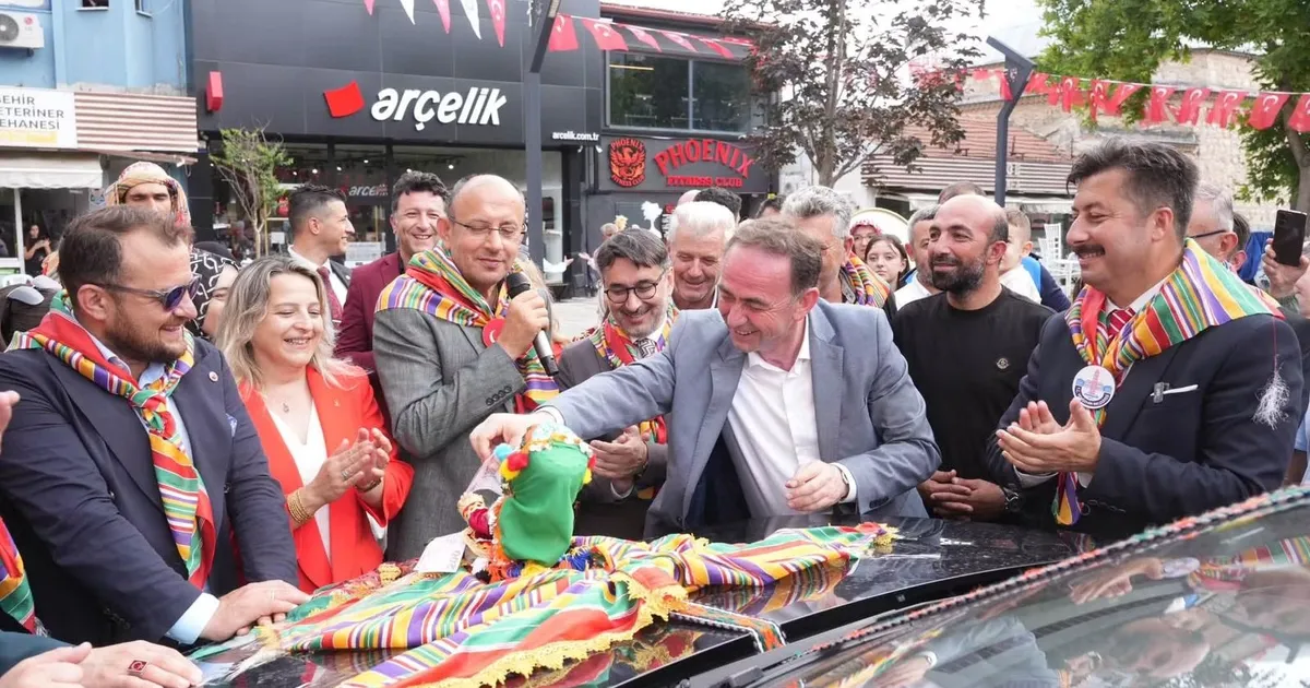 Bursa Yenişehir'de 700 yıllık tarihi sevda hayat buldu