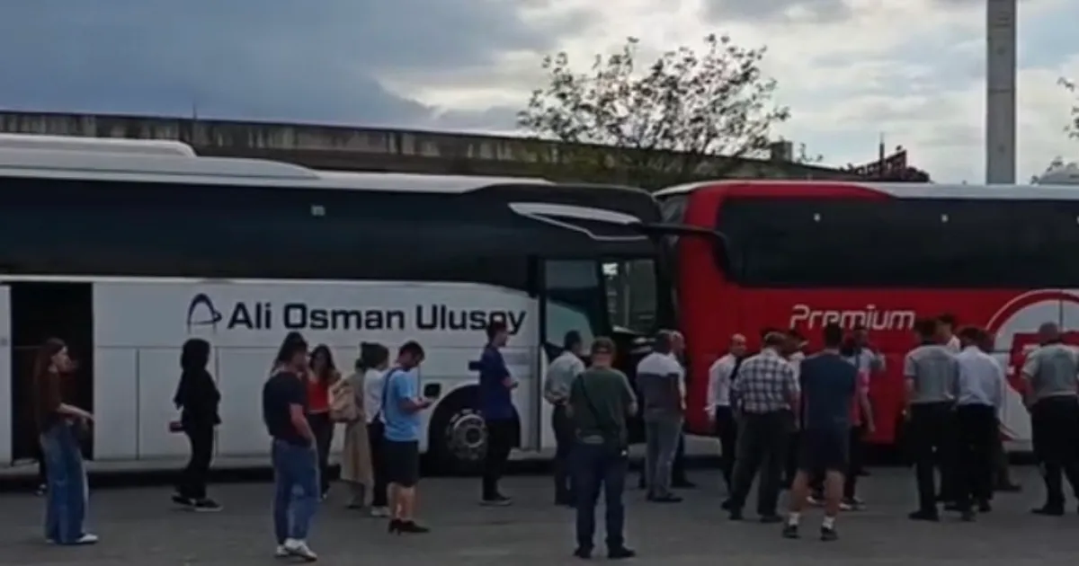 Düzce Otogarı’nda iki yolcu otobüsü çarpıştı - Gündem Haberleri