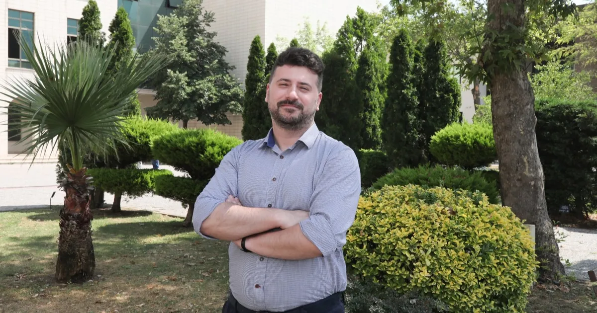 Bursalı akademisyene uluslararası 'en iyi bildiri' ödülü