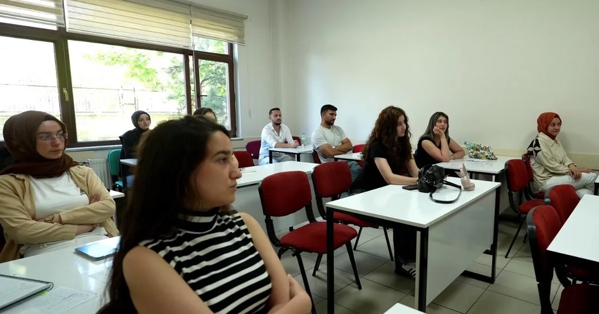 KAYMEK'ten yabancı dil Konuşma Kulübü