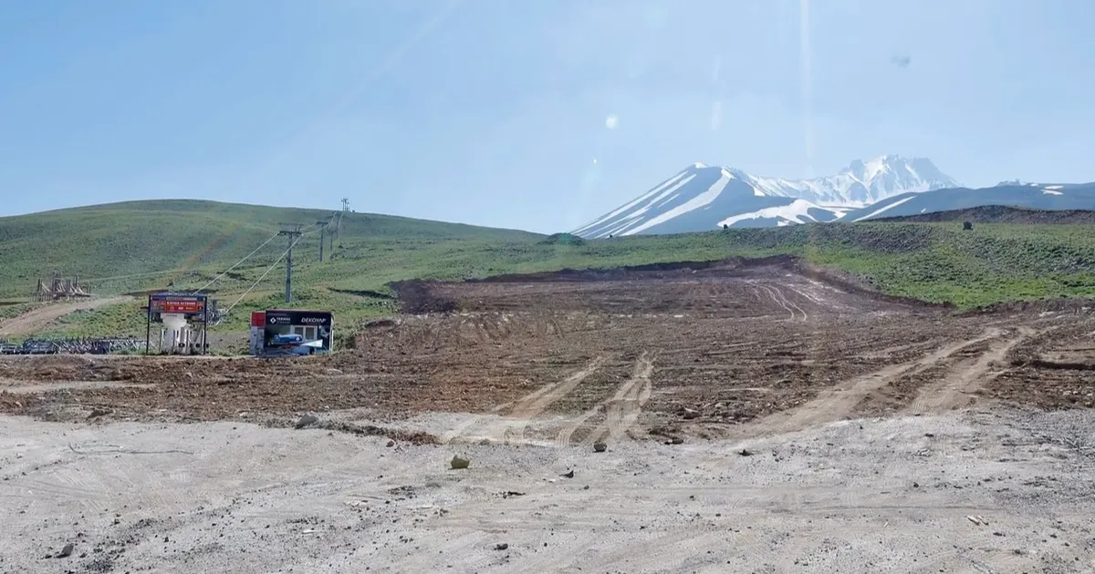 Erciyes Kayak Merkezi'nde kış sezonu hazırlıkları sürüyor