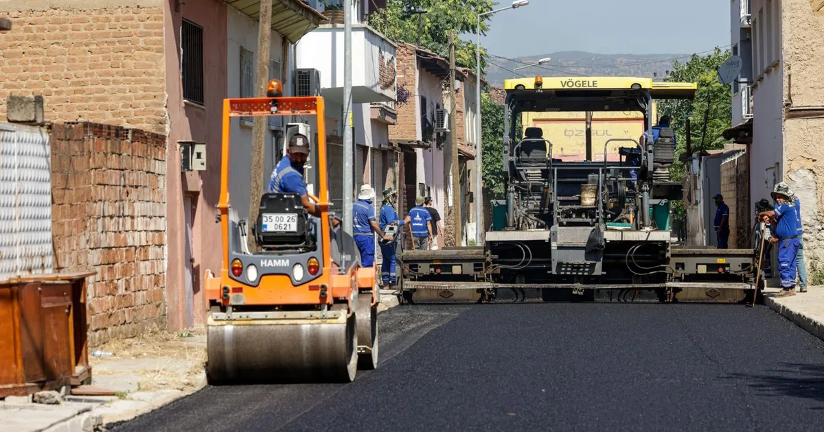 İzmir Büyükşehir’den Küçük Menderes’te yol yenileme hamlesi