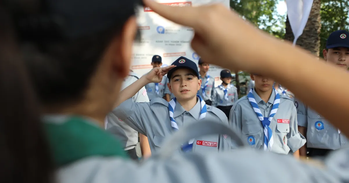 Antalya Büyükşehir’den gençlere izcilik eğitimi