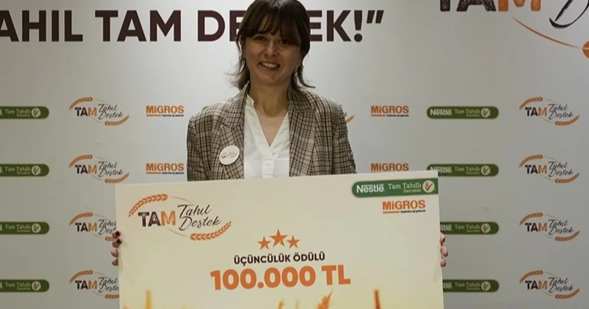 Atık durumdaki meyveleri hammaddeye dönüştürdü
