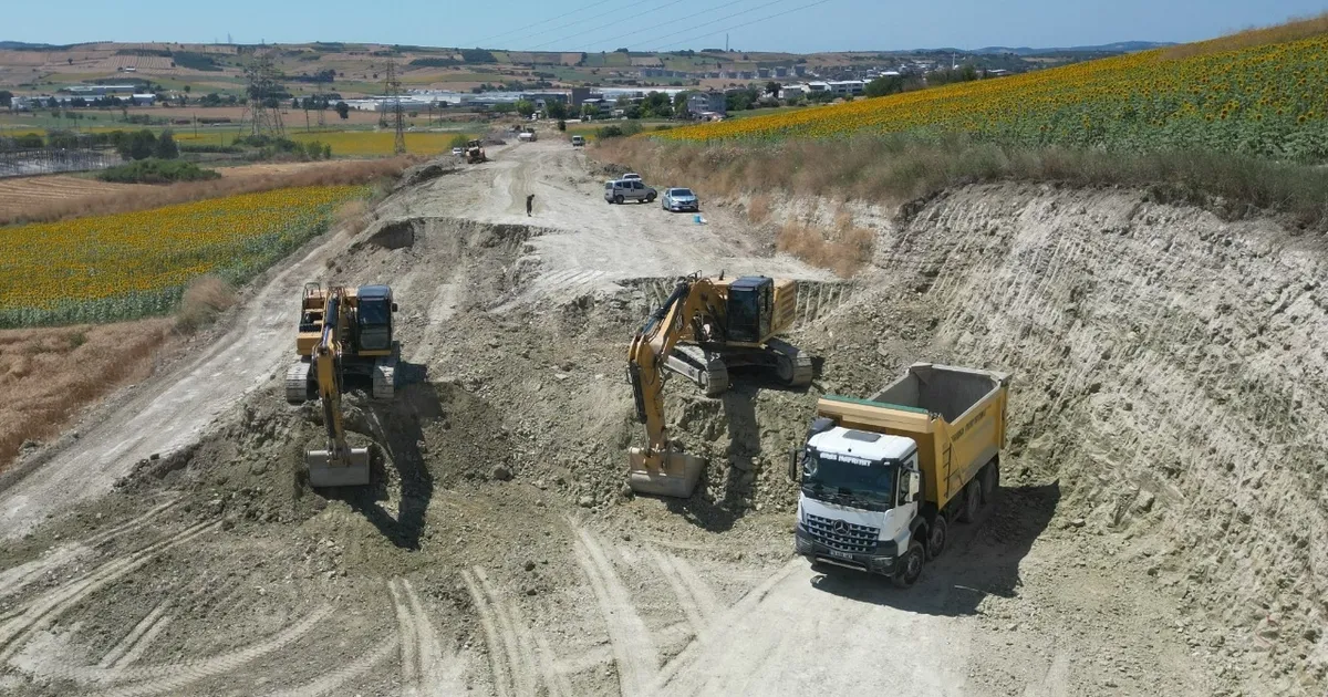 Bursa Büyükşehir, Nilüfer'de yeni yollar açıyor
