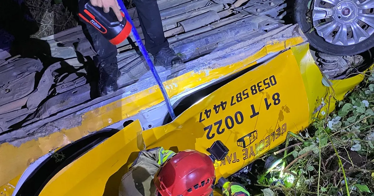 Düzce’de otomobil 50 metrelik uçuruma yuvarlandı!
