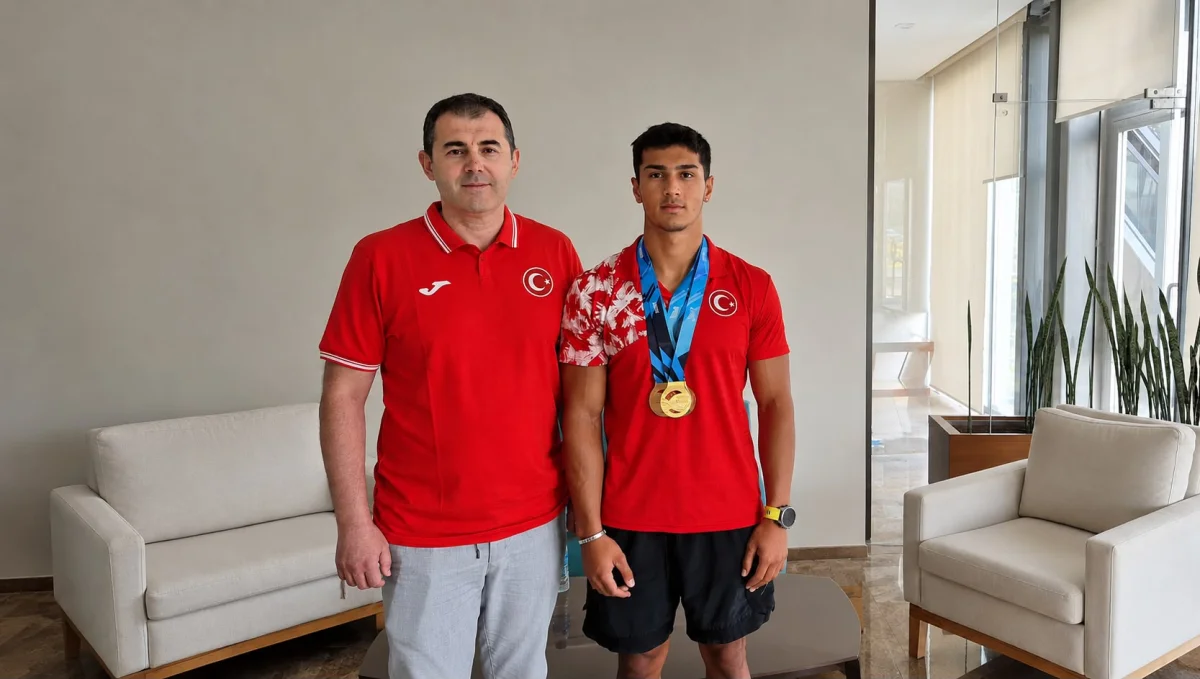 Rahmi Kaan Karahan Dünya Şampiyonu oldu - Spor Haberleri