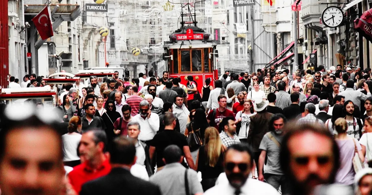 Türkiye’de erkekler 75, kadınlar 80 yıl yaşıyor