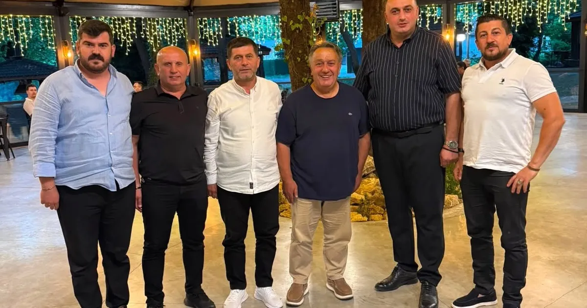 Karadeniz’in efsane sesinden Beyköy’e ziyaret