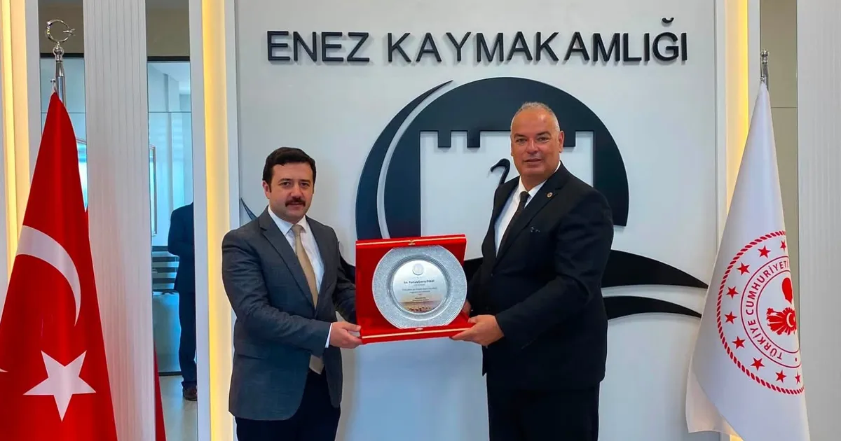 Enez'de Başkan Günenç'ten Kaymakam Fırat'a 'hayırlı olsun' ziyareti