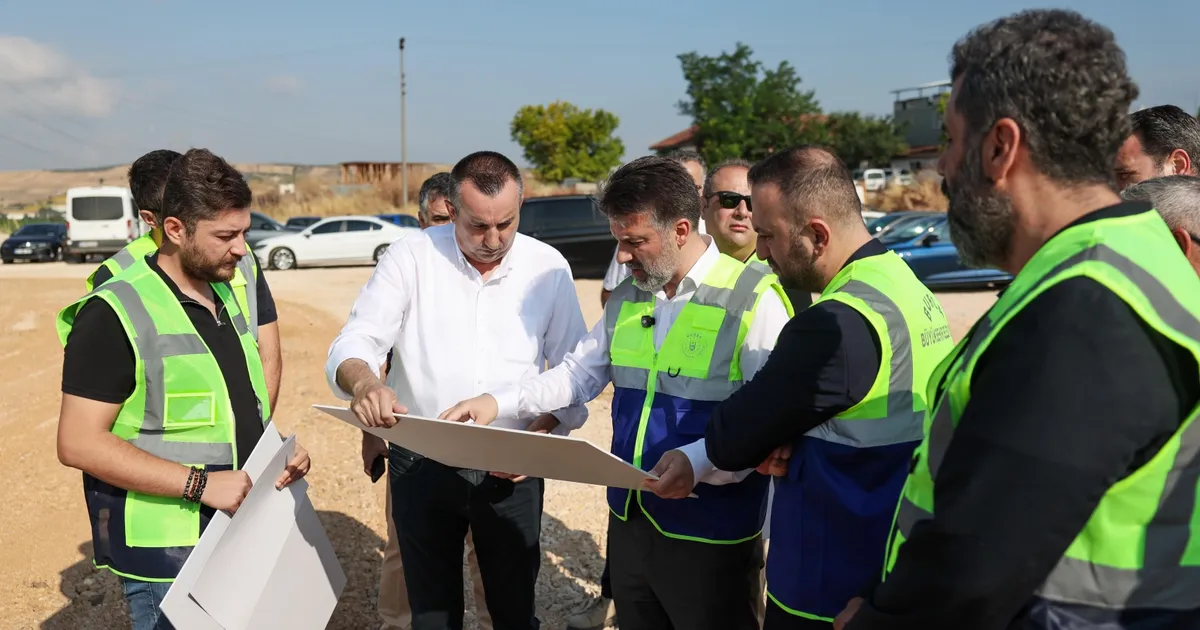 Bursa'da ulaşıma nefes aldıracak projelere Başkan Vekili Biba'dan yakın mercek
