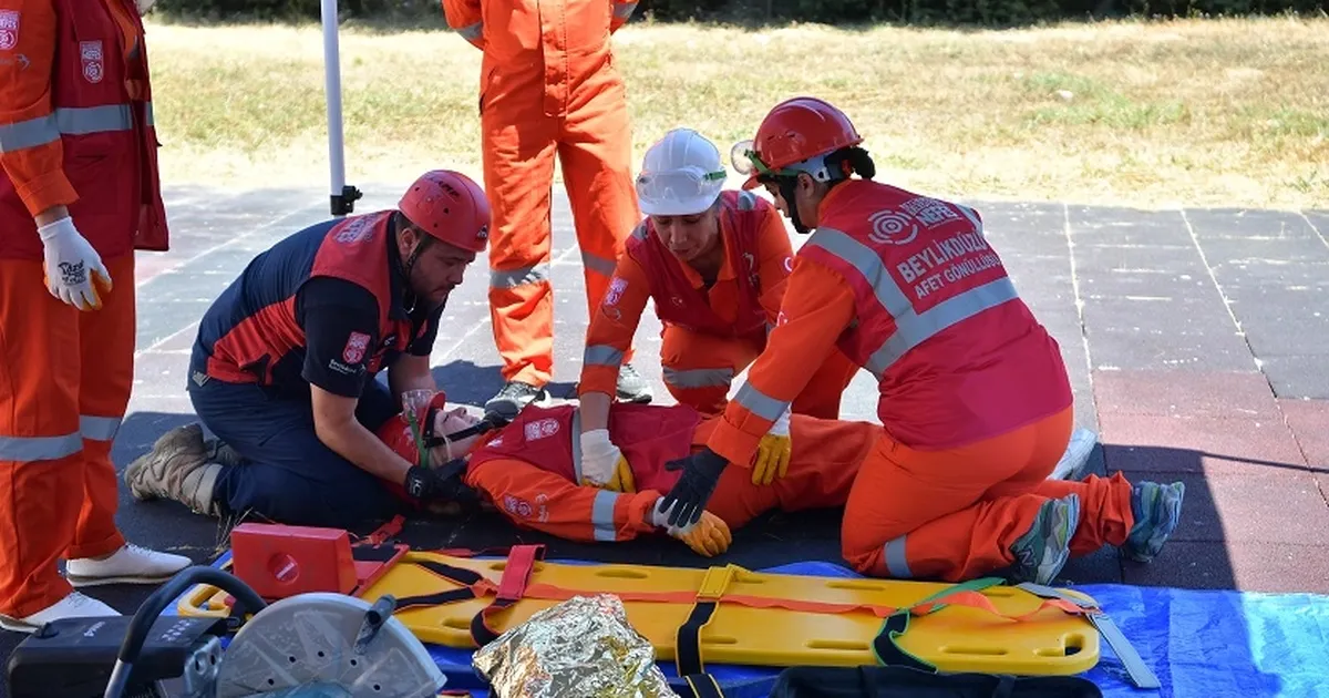 İstanbul Beylikdüzü'nde afet gönüllülerine kapsamlı eğitim