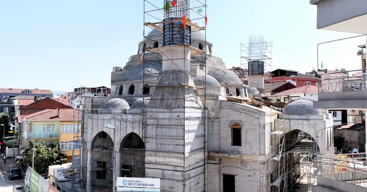 İzmir'de Kuruçeşme Merkez Camii yeni yüzüne kavuşuyor