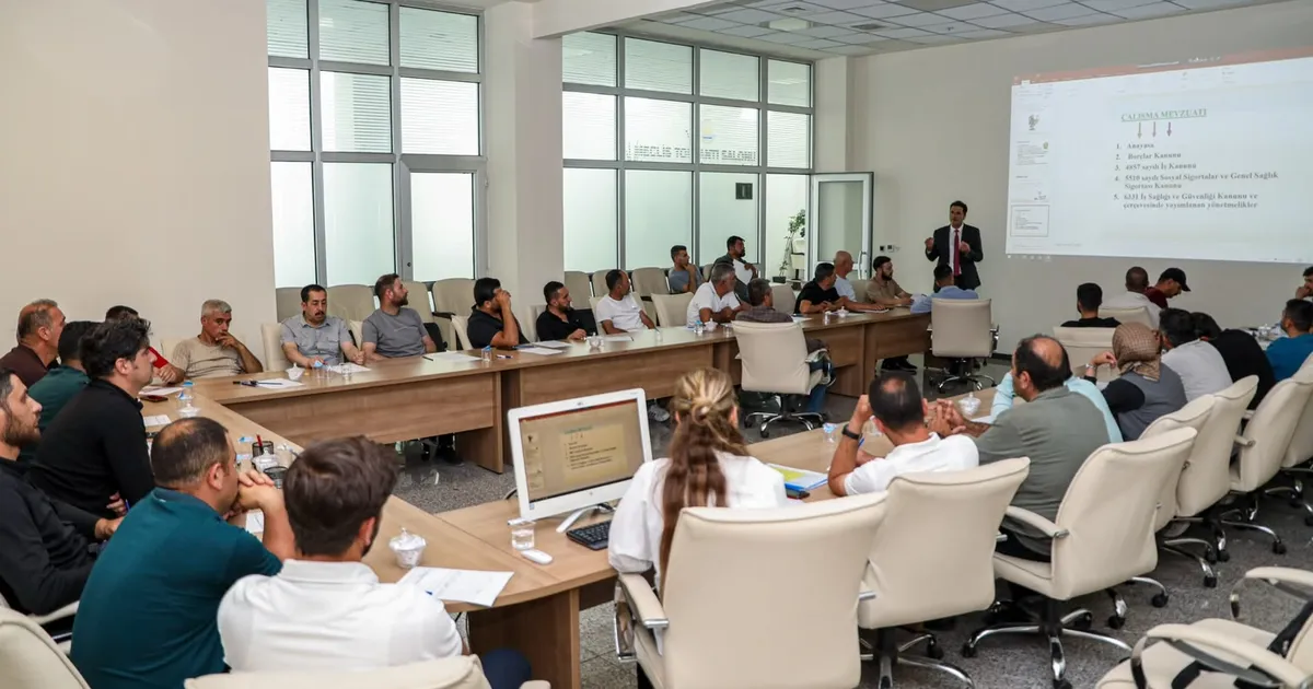 Belediye çalışanlarına iş güvenliği eğitimi - Gündem Haberleri