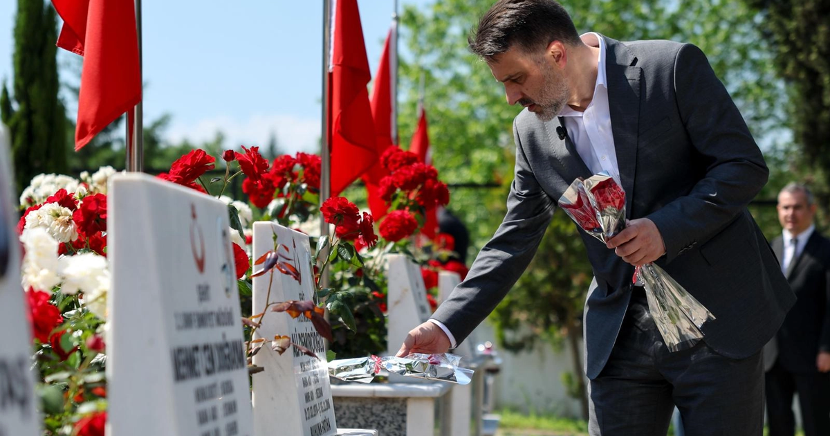 Şahin Biba: “Üzülme! Allah bizimle beraberdir”