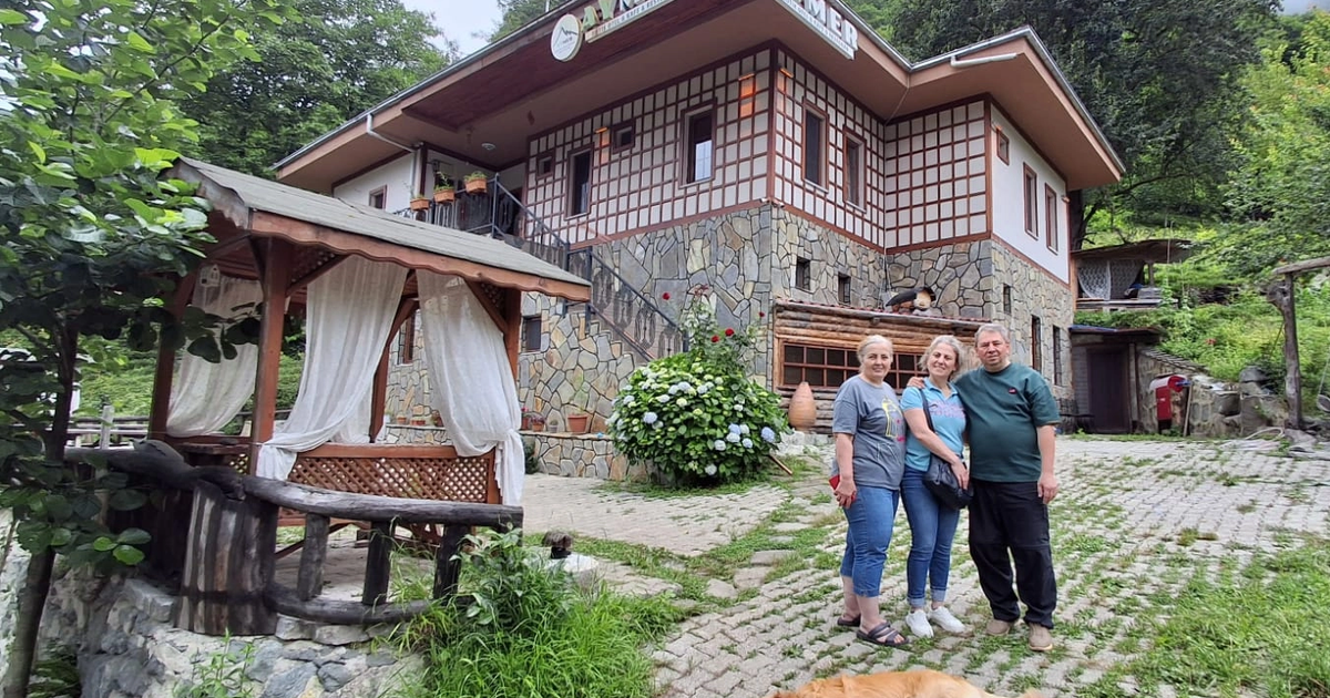 Bursa’dan memleketine döndü, Artvin’in doğasını dünyaya tanıtıyor
