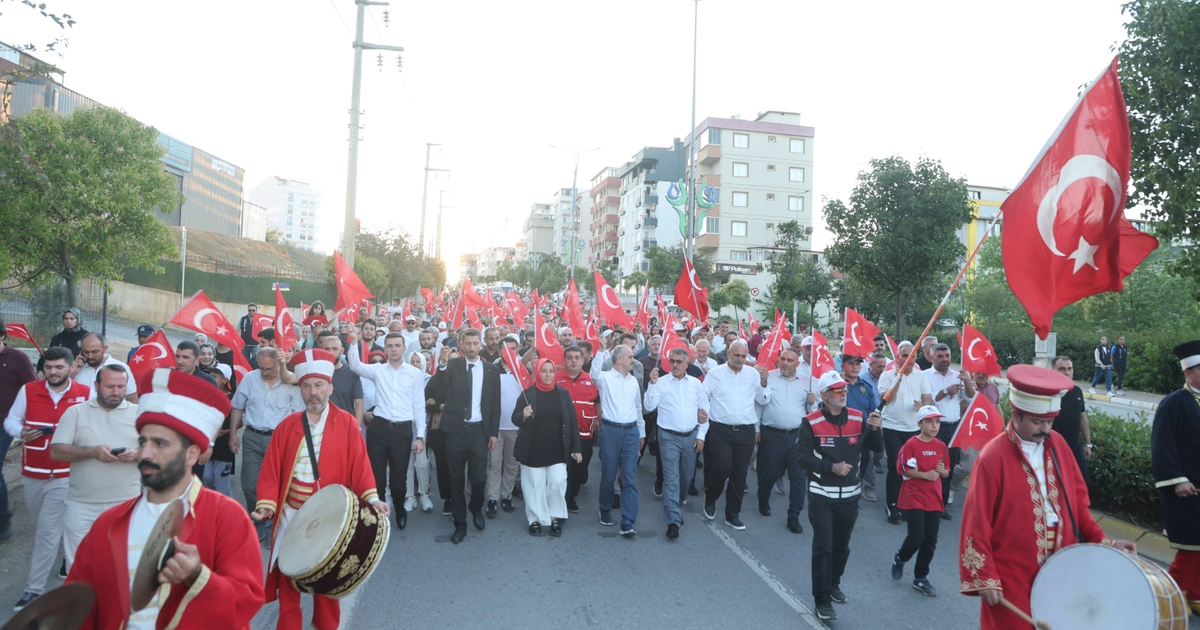 Kocaeli Çayırova 15 Temmuz’da tek yürek oldu