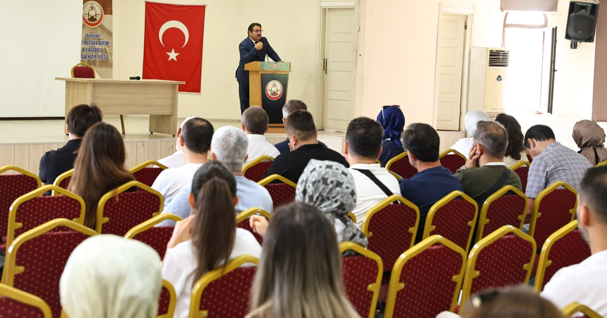 Sakarya’da Eğitim Kurumları Yönetici Yetiştirme Programı başladı