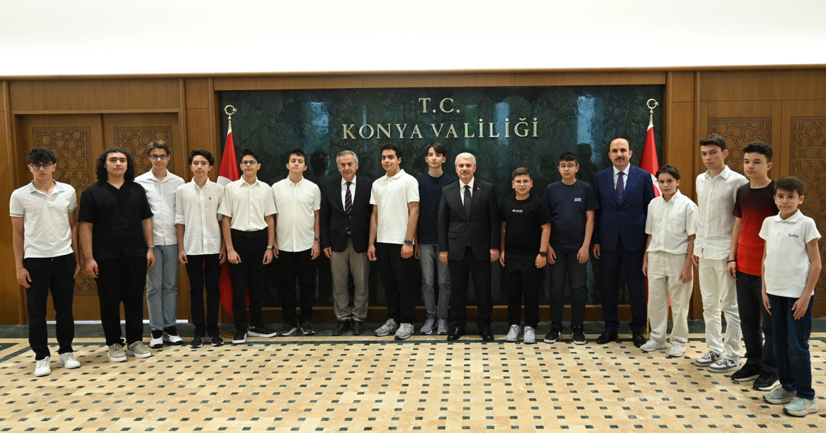 Konya'da Vali Akın ve Başkan Altay şampiyonlarla buluştu