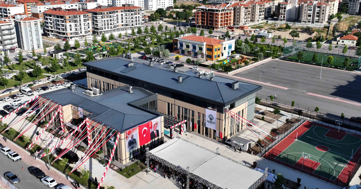Türkiye'nin en büyük Engelli Aktif Yaşam Merkezi Konya'da hizmete açıldı