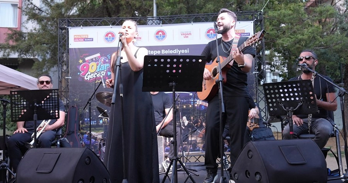 İstanbul Maltepe’de 90’lar rüzgarı devam ediyor