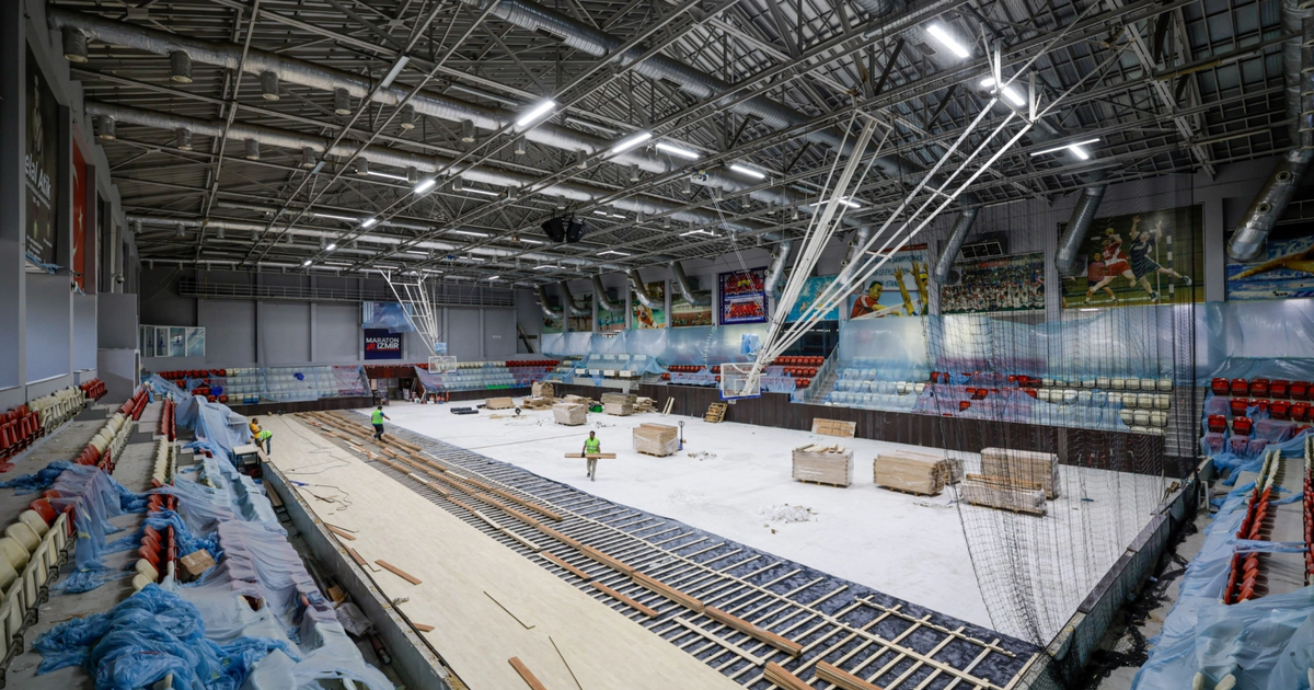 İzmir'de Celal Atik Spor Salonu FIBA standartlarına kavuşuyor