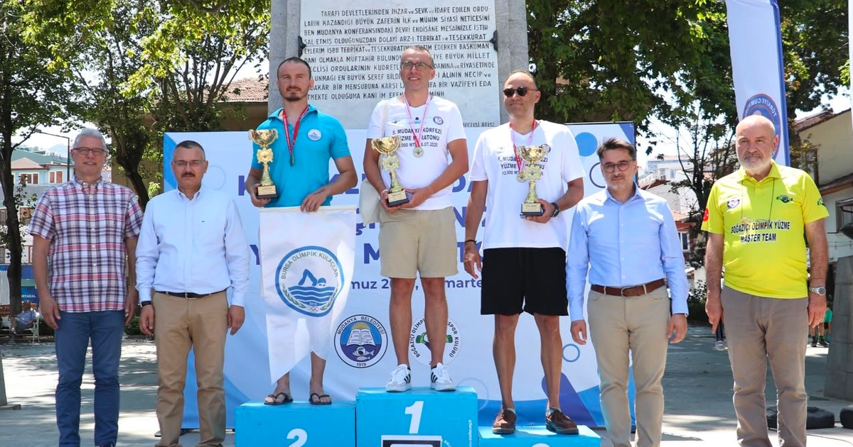 5. Açık Deniz Yüzme Maratonu'nda kulaçlar Mudanya için atıldı