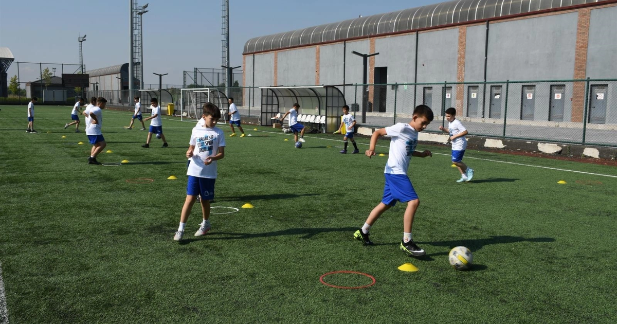 Balıkesir’de Yaz Spor Okulları çocukları ve gençleri buluşturuyor