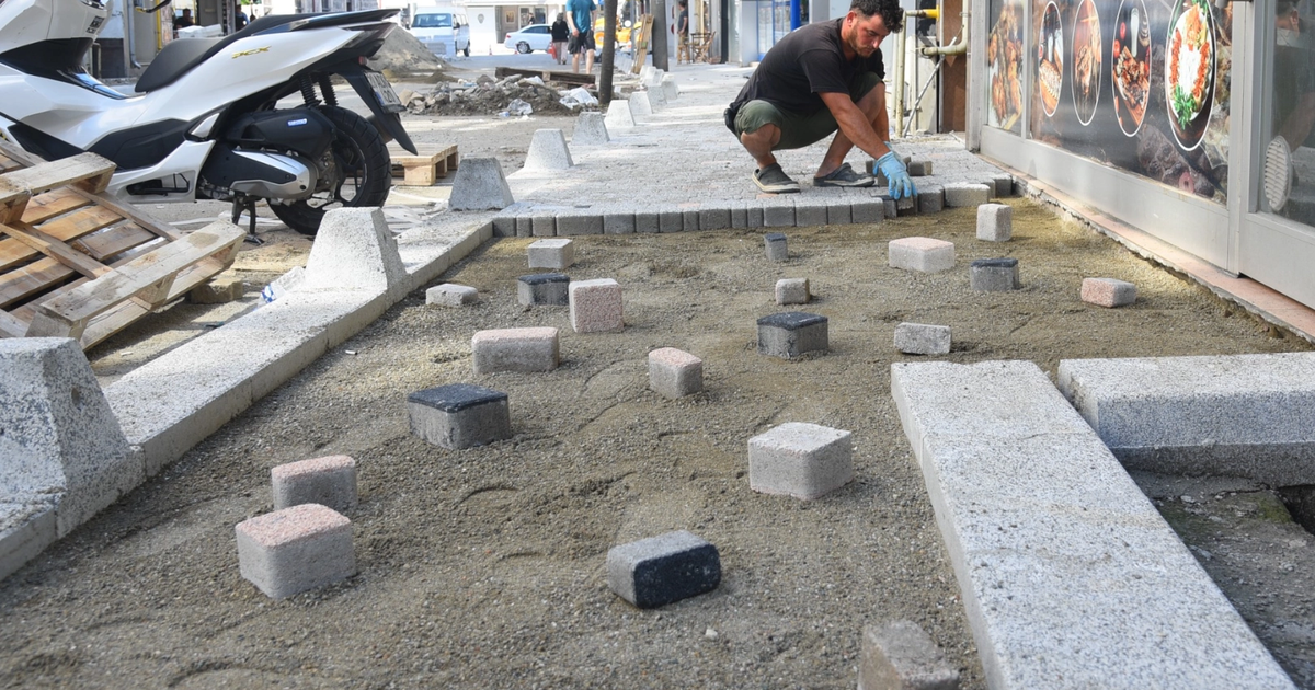 Giresun’da yol ve kaldırım yenileme çalışmaları sürüyor