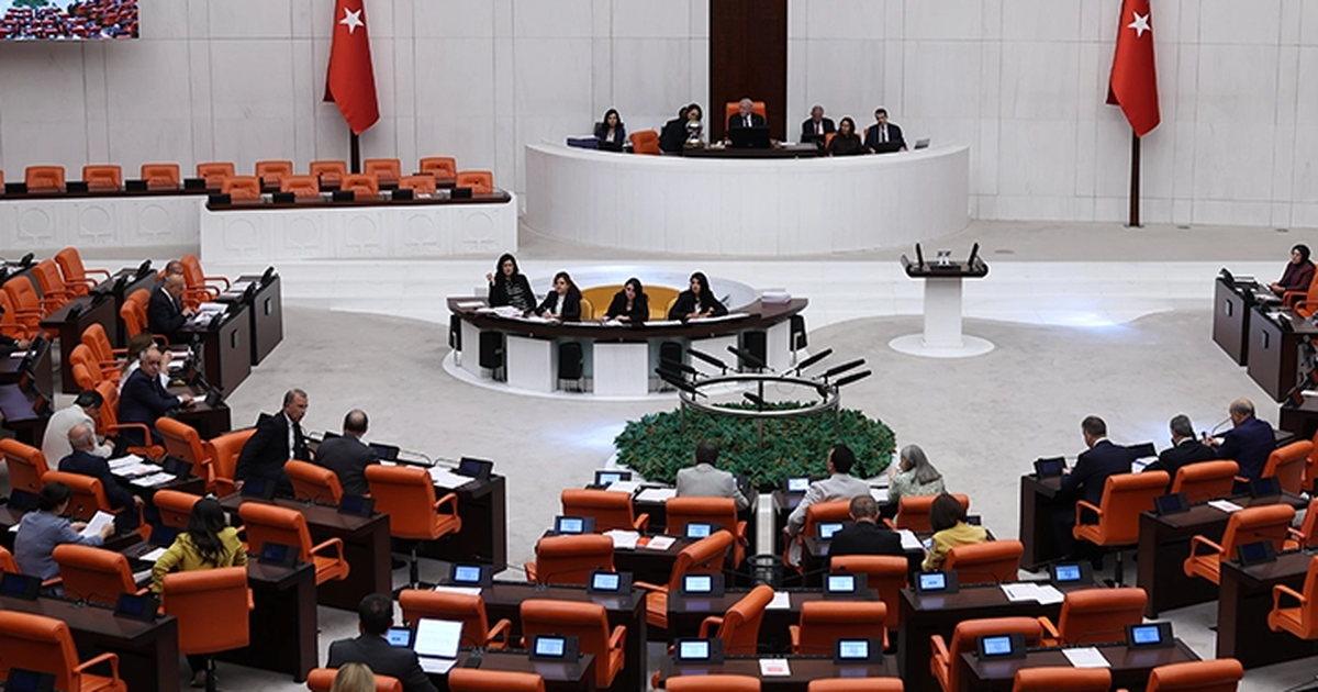 En düşük emekli aylığı düzenlemesi görüşülüyor... İlk 7 madde kabul edildi