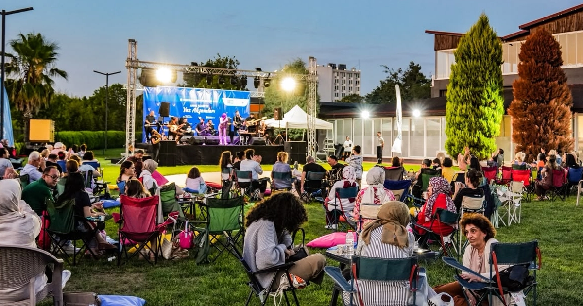 Kocaeli'de müzik ve aile buluşması