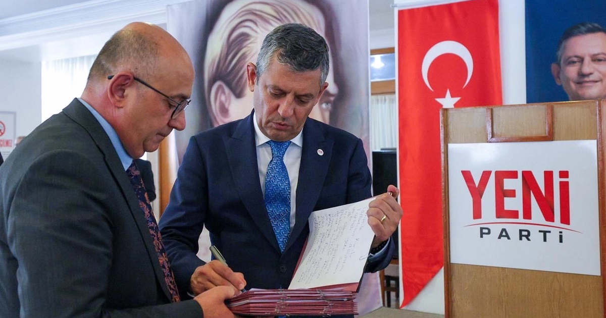 Özgür Özel, YENİ Parti'nin Genel Başkanı seçildi - Siyaset Haberleri