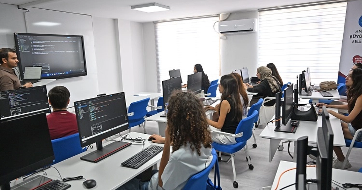 Antalya Dijital Gençlik Merkezi (DİGEM) açıldı - Gündem Haberleri