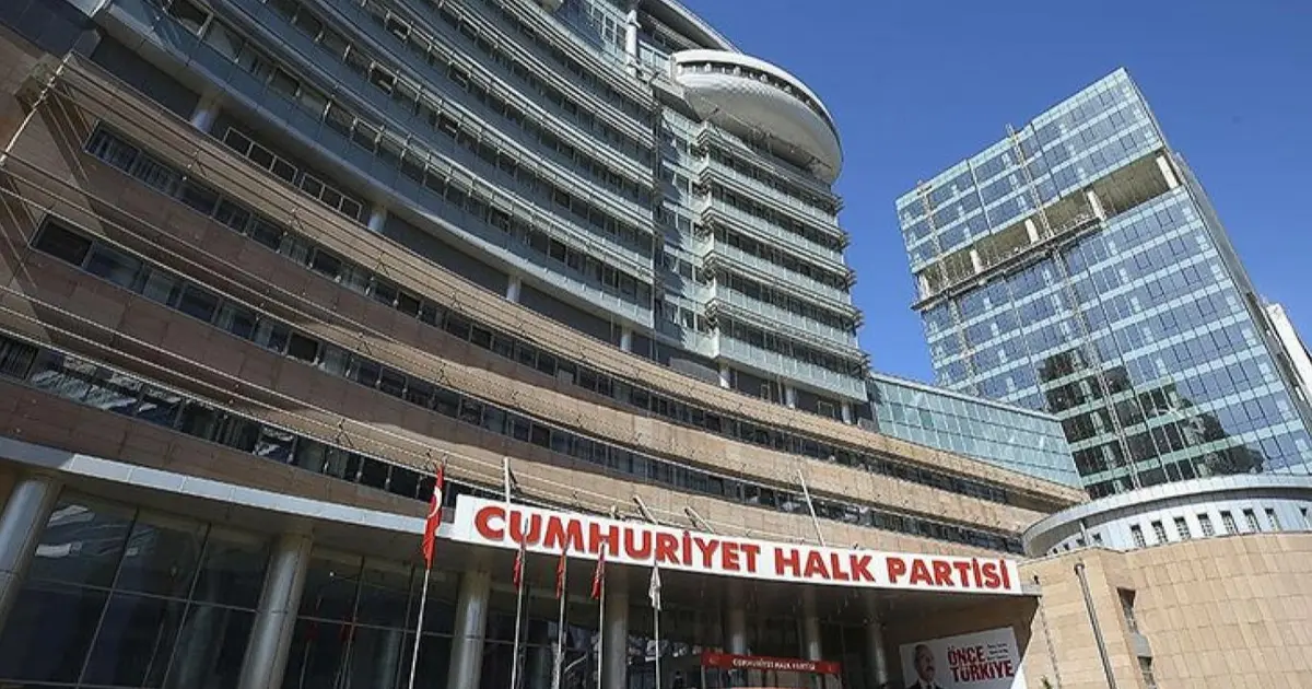 281 eski milletvekili CHP'den istifa etti