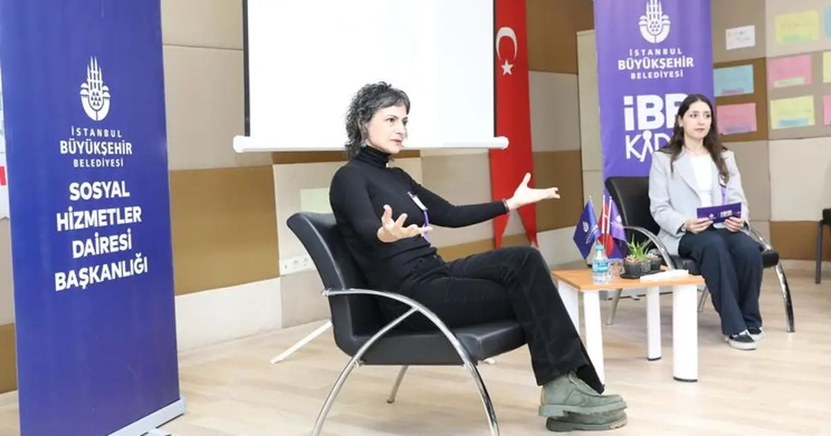 İBB'nin kadın yazar buluşmasına 7 bini aşkın katılım - Gündem Haberleri