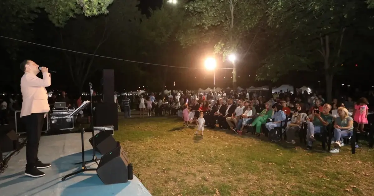 İnegöl'de Hanımeli Alışveriş Şenliği coşkusu