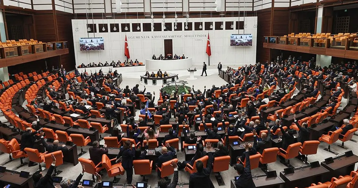 TBMM'de öğrenci affı teklifinde ilk 13 madde kabul edildi... Akademik sahteciliğe ağır yaptırım