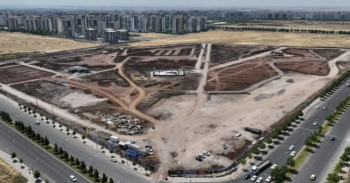 Mezopotamya Kent Parkı’nda çalışmalar eş zamanlı sürüyor - Gündem Haberleri