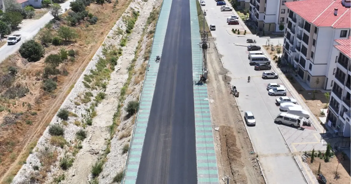 Köprübaşı tarihinde ilk kez sıcak asfaltla buluşuyor