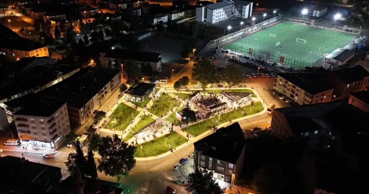 Alanyurt Meydanı coşkulu törenle hizmete açıldı