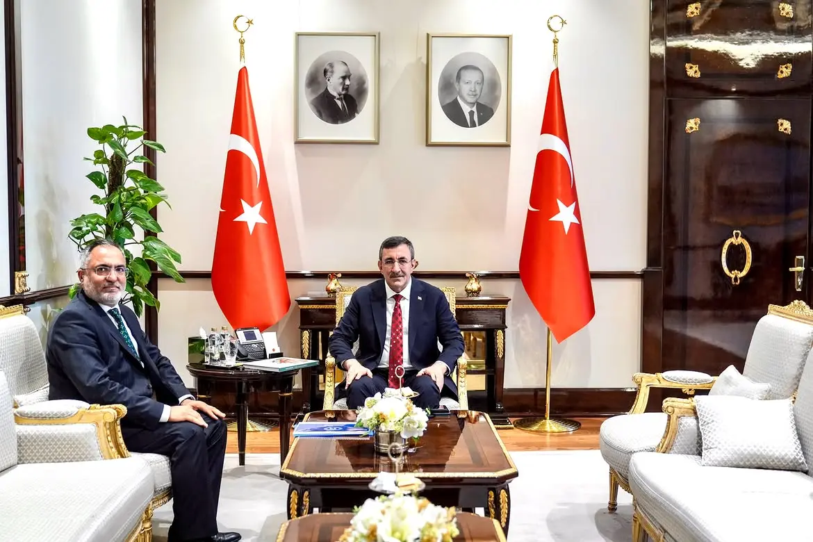AYBÜ'de yatırımlar hız kazandı: Rektör Köseoğlu'ndan eğitim ve sağlıkta yeni hamleler